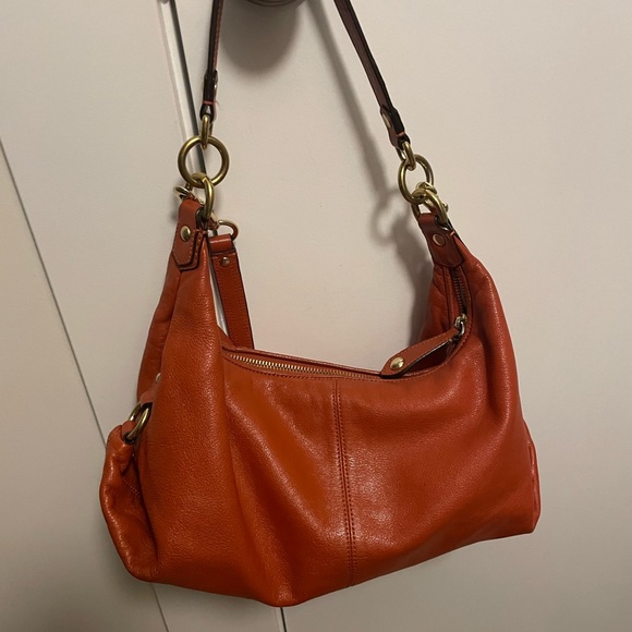 SOLD. Coach crossbody - Picture 2 of 8